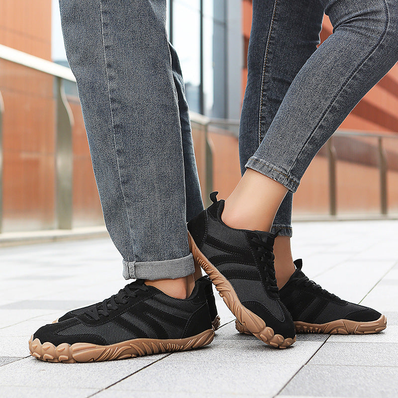 Unisex Wide Fit Retro Trainers with Breathable Mesh & Grippy Sole